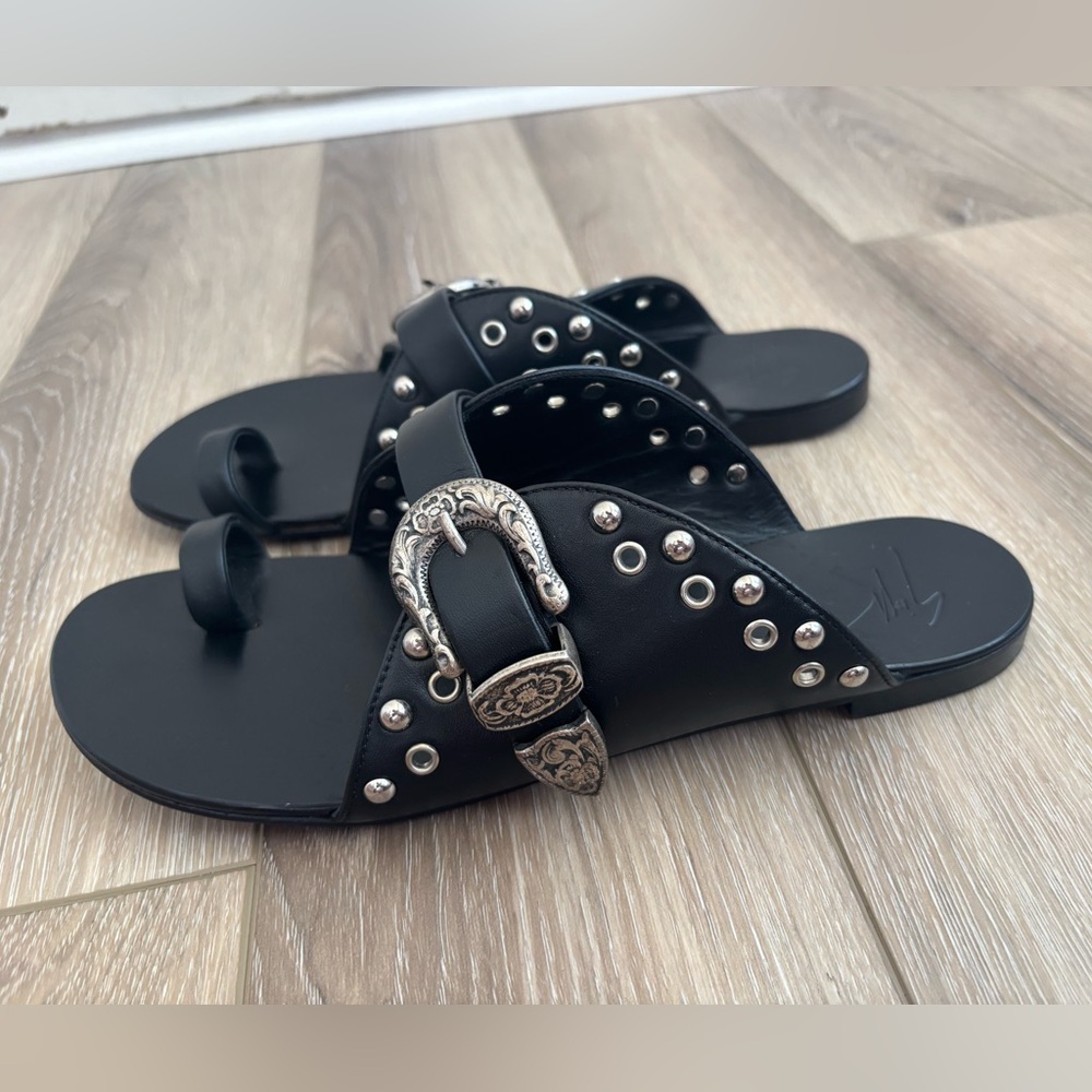 Giuseppe Zanotti Black Leather Rivet Buckle Sandals Made in Italy EU Size 39